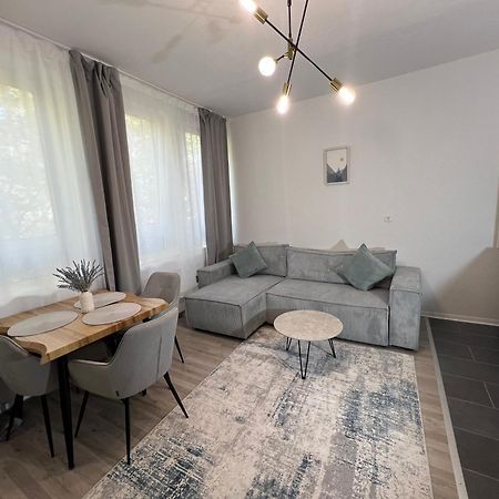 Queens Peak Apartments Κολωνία Εξωτερικό φωτογραφία